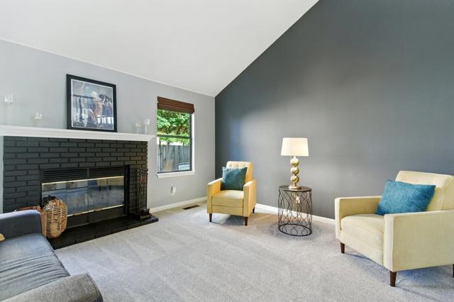 735 Georgetown Place, Gilroy CA: https://media.crmls.org/mediaz/ed543aa1-0dad-4bcd-bf4a-c4383db71bc8.jpg