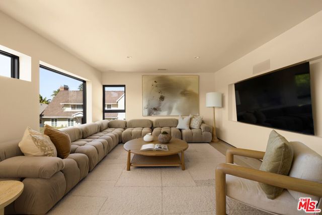 Image 12 of 21 For 3565 Crownridge Drive