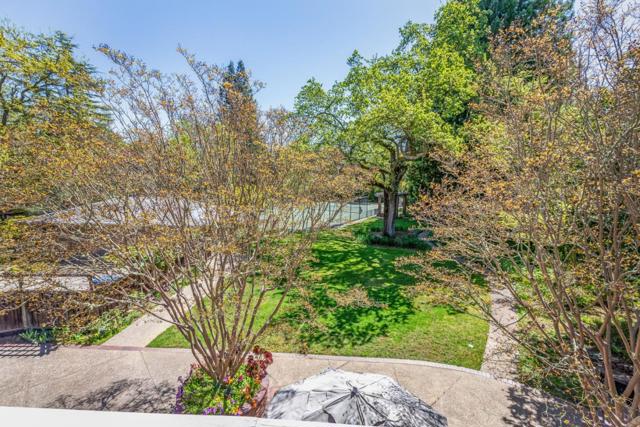16000 Greenwood Road, Monte Sereno CA: https://media.crmls.org/mediaz/ed55aba7-3016-4389-80a2-0fdb6855a99c.jpg