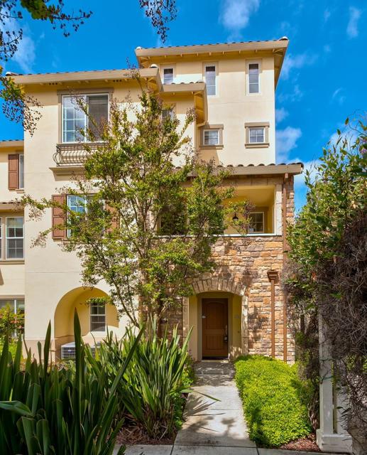 416 Topaz Terrace, Sunnyvale CA: https://media.crmls.org/mediaz/ed55f9f5-85d9-4ca8-b396-aa028bd13be1.jpg