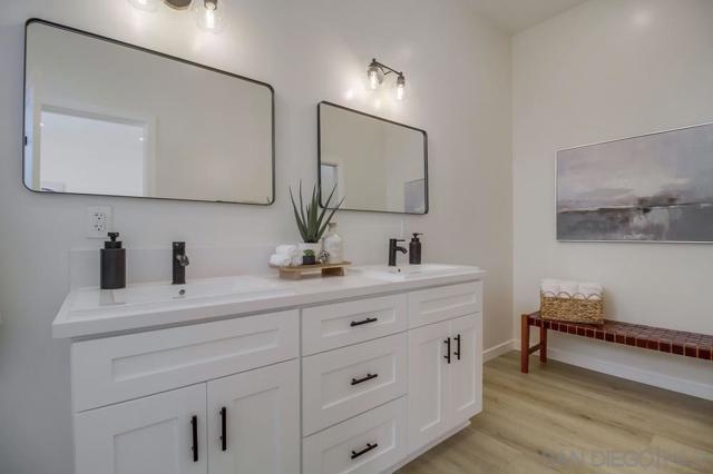 4607 Santa Cruz, San Diego CA: https://media.crmls.org/mediaz/ed560788-0ed6-4f92-853b-24f087a683a0.jpg