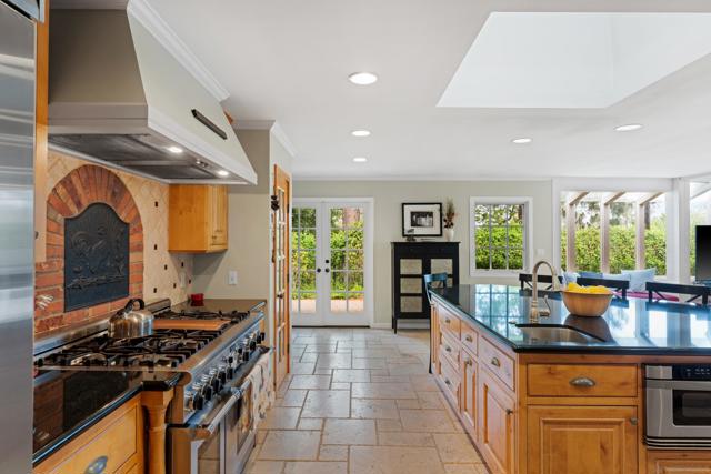 16327 Woodson View Rd, Poway CA: https://media.crmls.org/mediaz/ed56cbe2-d013-44b2-9d34-a5a4037267c0.jpg