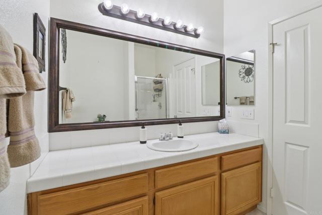 542 Lee Circle, Chula Vista CA: https://media.crmls.org/mediaz/ed56e232-34af-4a15-a850-c92f6b002028.jpg