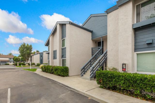 1498 Gustavo Street, El Cajon CA: https://media.crmls.org/mediaz/ed57ac22-26ab-4e39-bcf1-e678657ca48d.jpg