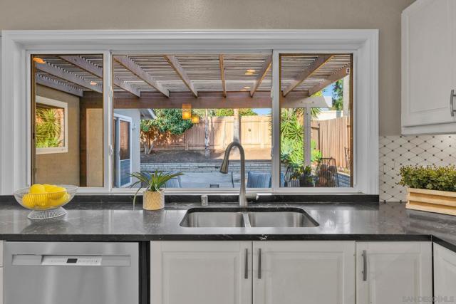 17133 Botero, San Diego CA: https://media.crmls.org/mediaz/ed58a5de-df0e-4b30-8823-fca8340742b1.jpg