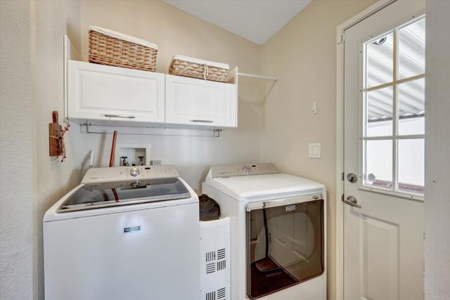 Detail Gallery Image 14 of 26 For 168 Roadrunner Ln, Oceanside,  CA 92057 - 2 Beds | 2 Baths