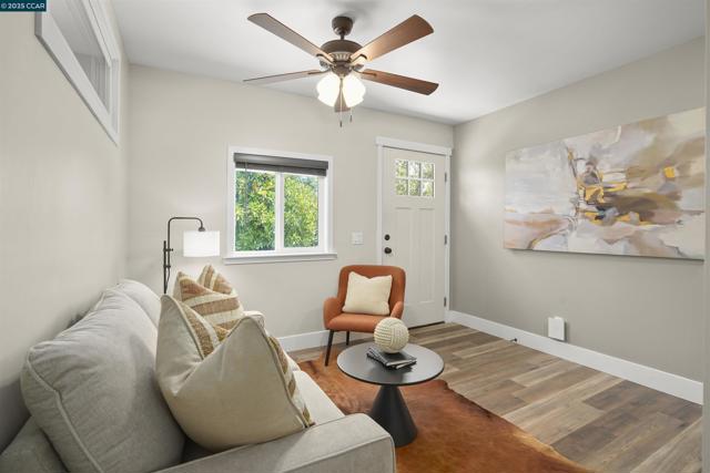 5665 Lewis Way, Concord CA: https://media.crmls.org/mediaz/ed5b11fd-5d94-429e-bcf3-e862dab9dd79.jpg