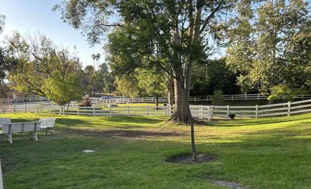 Detail Gallery Image 43 of 45 For 1207 Branding Iron Cir, Vista,  CA 92081 - 4 Beds | 3 Baths
