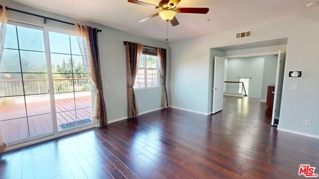 5655 COMO Circle, Woodland Hills CA: https://media.crmls.org/mediaz/ed5c79f9-0d2e-46cb-88f4-3e4d4567c163.jpg