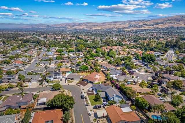 2733 Suisun Avenue, San Jose CA: https://media.crmls.org/mediaz/ed5cbcae-5171-49e8-9872-b9ede716345d.jpg