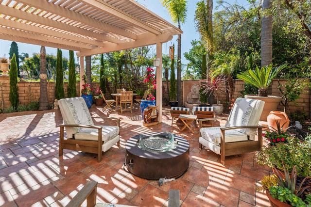 Detail Gallery Image 2 of 42 For 6663 Sitio Palmas, Carlsbad,  CA 92009 - 3 Beds | 2/1 Baths