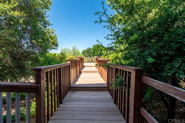 9780 Dunbar Ln Lane, El Cajon CA: https://media.crmls.org/mediaz/ed5d8f72-2beb-4a1f-9f99-943bd74f7126.jpg