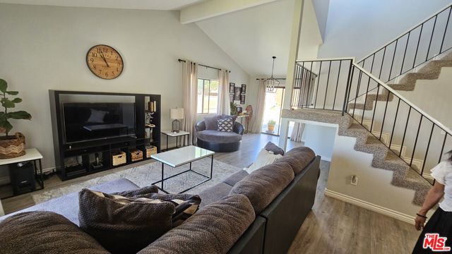 7024 Laurel Place, Highland CA: https://media.crmls.org/mediaz/ed5ef159-05b9-4df3-9932-ae0cf52039f0.jpg