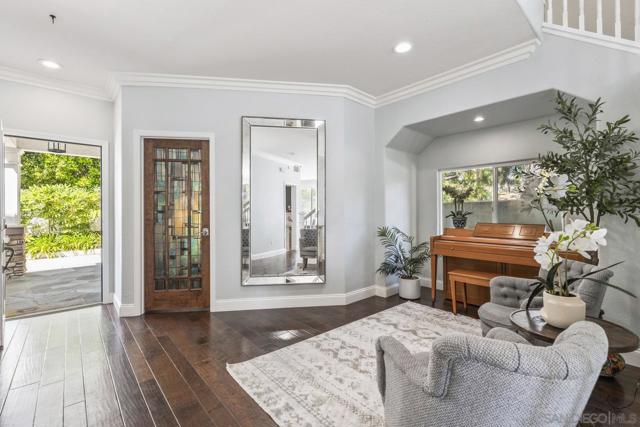 11225 Corte Isabelino, San Diego CA: https://media.crmls.org/mediaz/ed5f0b41-bf24-44d8-8a43-4e18efe03799.jpg