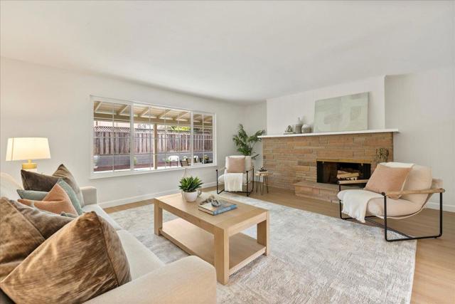 14000 Jerries Drive, Saratoga CA: https://media.crmls.org/mediaz/ed5f17d3-6e53-4588-a376-b71414cc6da4.jpg