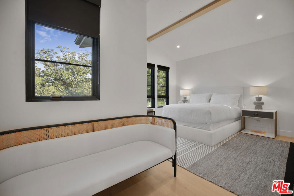 MLS #25619867 image #34