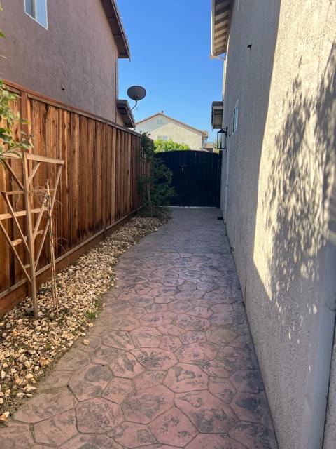 387 Anderson Street, Soledad CA: https://media.crmls.org/mediaz/ed5fb6cc-9285-4ea9-ac15-e5e3c8d94231.jpg
