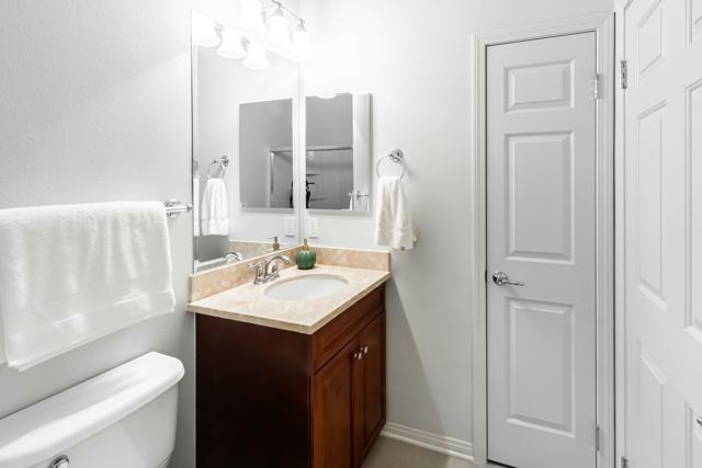 81098 Avenida Vidrio, Indio CA: https://media.crmls.org/mediaz/ed5fbe86-c0f3-4c66-858e-22e3536aabee.jpg