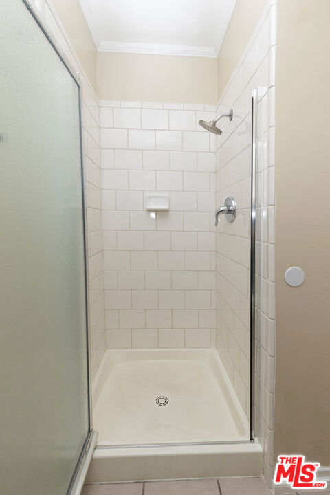 https://media.crmls.org/mediaz/ed60448b-d1ea-4b3a-b63b-3b96de745d1f.jpg?preset=X-Large