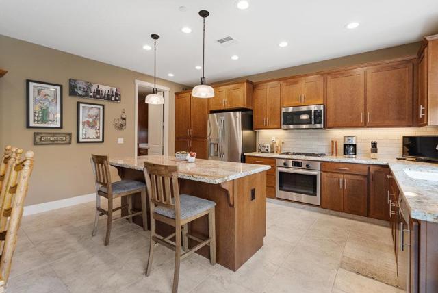 1515 Sunflower Drive, Hollister CA: https://media.crmls.org/mediaz/ed607a11-2b32-4176-9433-8eee34bbe9e4.jpg