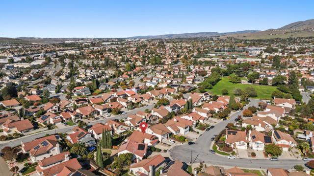 785 Aaron Park Drive, Milpitas CA: https://media.crmls.org/mediaz/ed608349-0aa5-4c8c-9df6-28cd685330e6.jpg