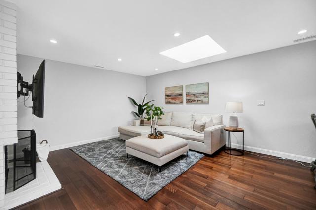 2781 Saint Cloud Drive, San Bruno CA: https://media.crmls.org/mediaz/ed609eb9-7165-4d69-9d74-d0802c42fac9.jpg
