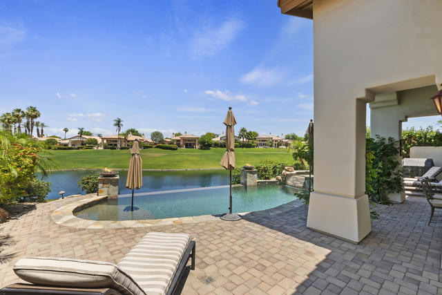 78920 Cabrillo Way Way, La Quinta CA: https://media.crmls.org/mediaz/ed60cfb4-36c5-4154-80fa-02249599f679.jpg