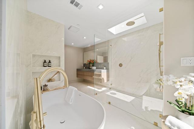 510 Darrell Road, Hillsborough CA: https://media.crmls.org/mediaz/ed61bc64-fc9f-4f68-917a-89d5a2feb247.jpg