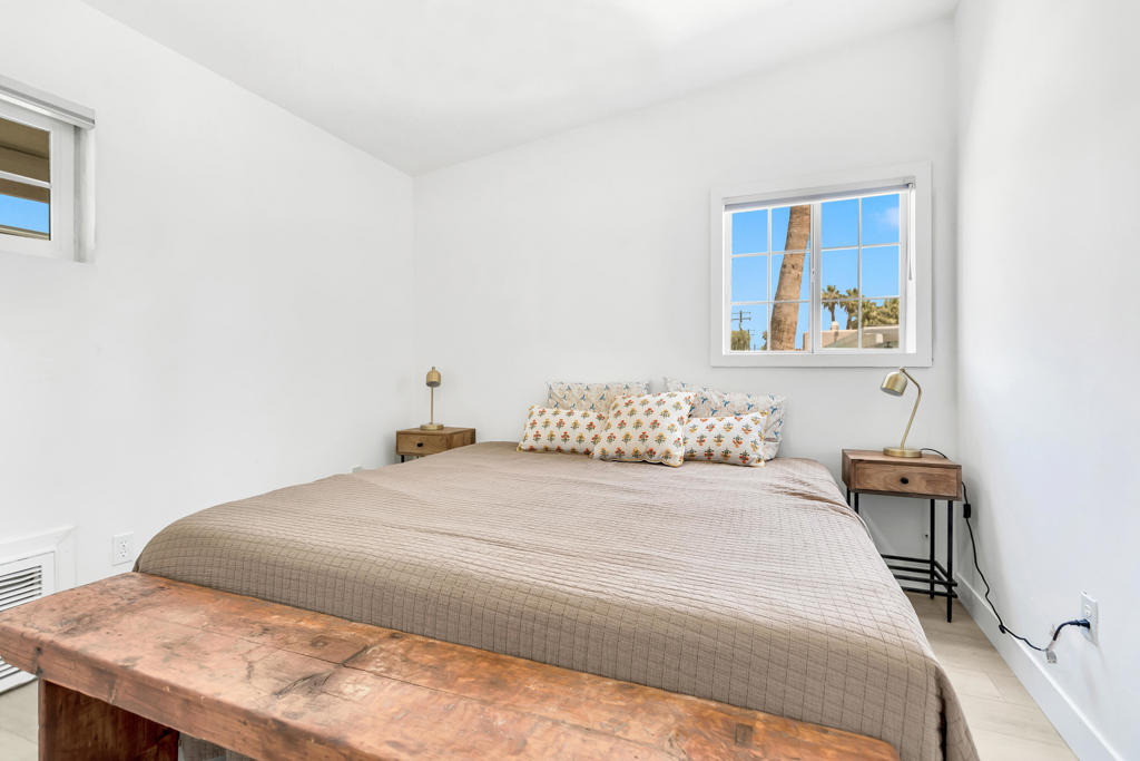 MLS #219123414DA img 12