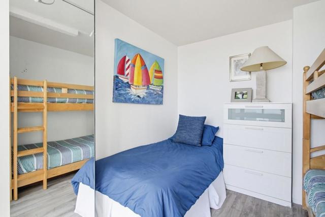 1820 Avenida Del Mundo, Coronado CA: https://media.crmls.org/mediaz/ed620cdf-dfce-4e1c-bfa1-a26ceed15505.jpg