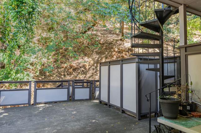 2411 Carlmont Drive, Belmont CA: https://media.crmls.org/mediaz/ed638db2-f0a3-4852-b1cf-e3dc1f9e171a.jpg