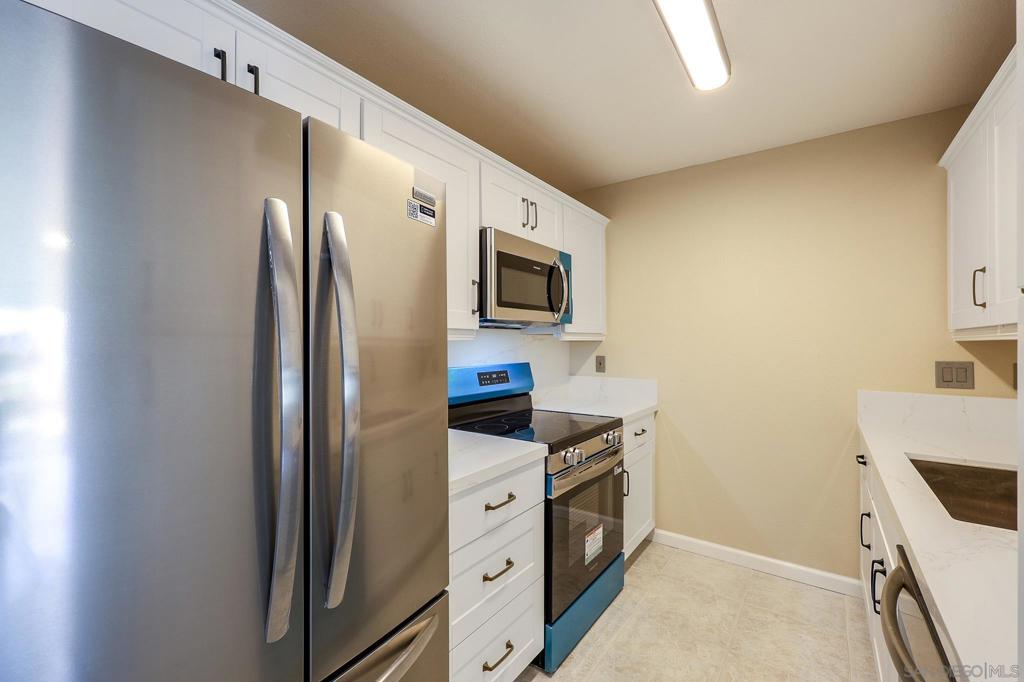 8338 Regents - photo 10