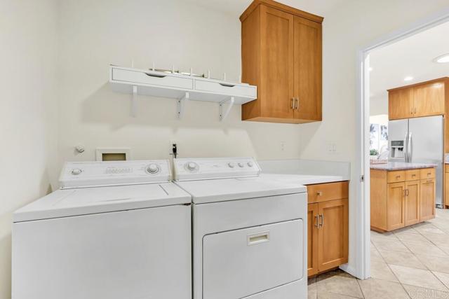 4725 Saratoga Avenue, San Diego CA: https://media.crmls.org/mediaz/ed647ed7-d945-4b80-9f0e-3252fd66c1a2.jpg