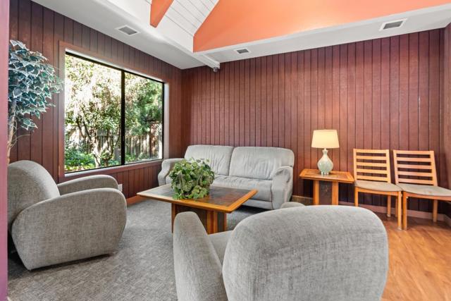 522 Thain Way, Palo Alto CA: https://media.crmls.org/mediaz/ed658fb7-d347-497f-9b96-36e22f06cb85.jpg