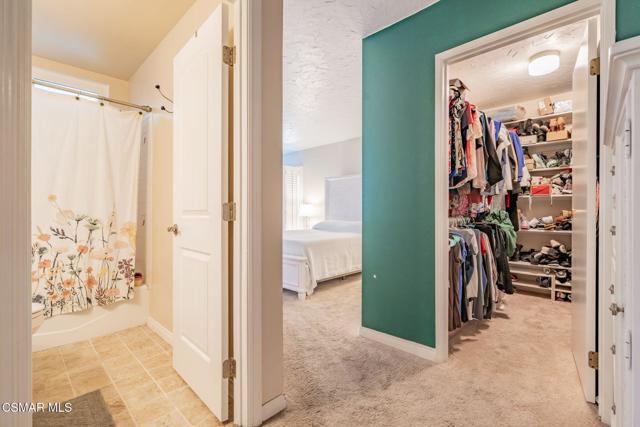 1642 Cayton Avenue, Simi Valley CA: https://media.crmls.org/mediaz/ed65dd68-415a-432b-96f2-088294a71e6e.jpg