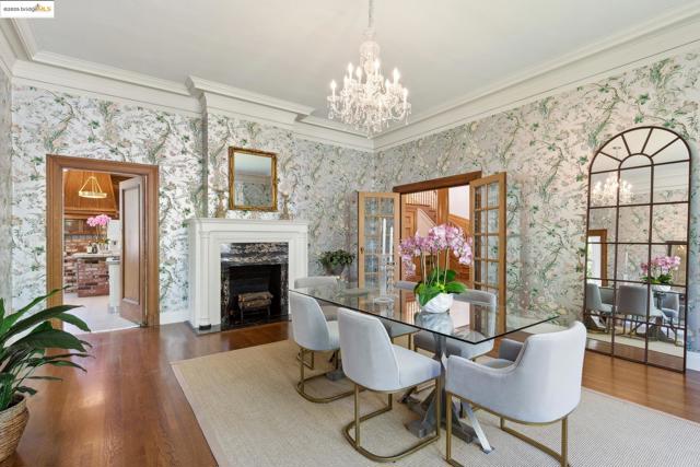 22 Sea View Ave, Piedmont CA: https://media.crmls.org/mediaz/ed673a98-9c0c-412e-b9d3-2f6e5a727ede.jpg