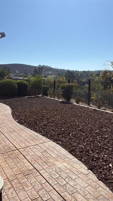 11553 Trailbrook Lane, San Diego CA: https://media.crmls.org/mediaz/ed694d6a-8da9-4ff7-bf23-ac2f5fbb127f.jpg
