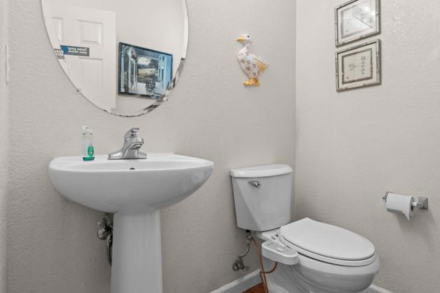 10628 Hidden Grove Circle, Stockton CA: https://media.crmls.org/mediaz/ed6983e4-770c-429c-84eb-167e7a6ea977.jpg