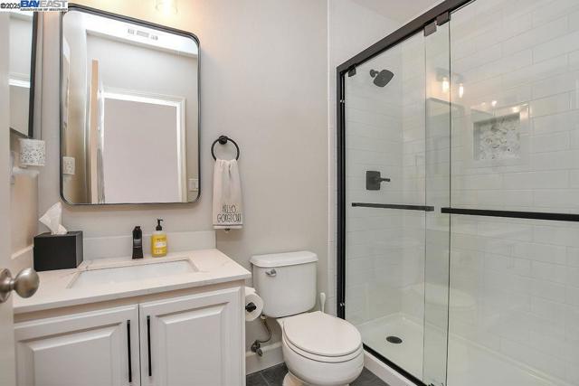 632 Dickinson Ct, Discovery Bay CA: https://media.crmls.org/mediaz/ed69997c-0242-4350-9131-fbba3cd57a1a.jpg