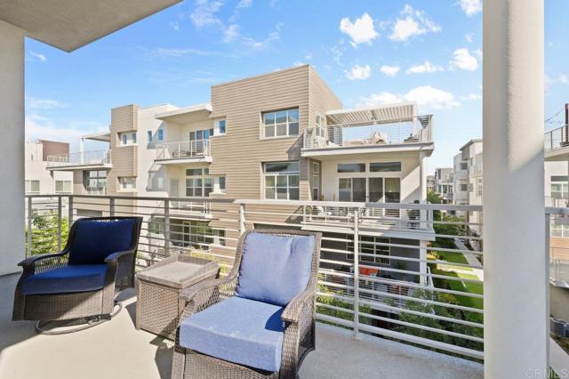 2035 Bravo Loop, Chula Vista CA: https://media.crmls.org/mediaz/ed6b2de1-f599-4af4-9250-dc3c7f622fff.jpg