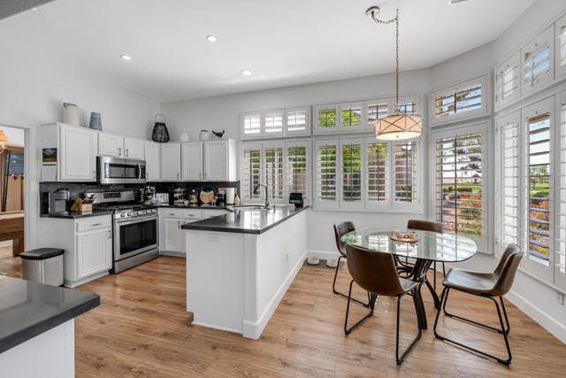 78829 Putting Green Drive, Palm Desert CA: https://media.crmls.org/mediaz/ed6b705a-47bc-4e82-91d3-dd90796fb0f1.jpg