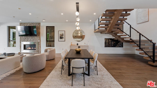 836 N Ogden Drive, Los Angeles CA: https://media.crmls.org/mediaz/ed6be231-866f-4ce6-8d15-ce1723645549.jpg