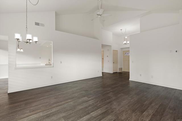 1349 Via Firenze, San Marcos CA: https://media.crmls.org/mediaz/ed6c0a2f-6219-4e0a-8779-6ed903d03777.jpg