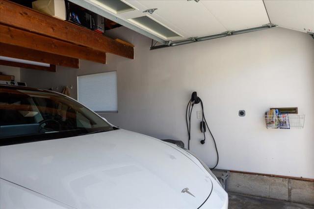 1089 Annapolis Drive, San Mateo CA: https://media.crmls.org/mediaz/ed6ce912-c473-44fb-901d-231c8f97d218.jpg