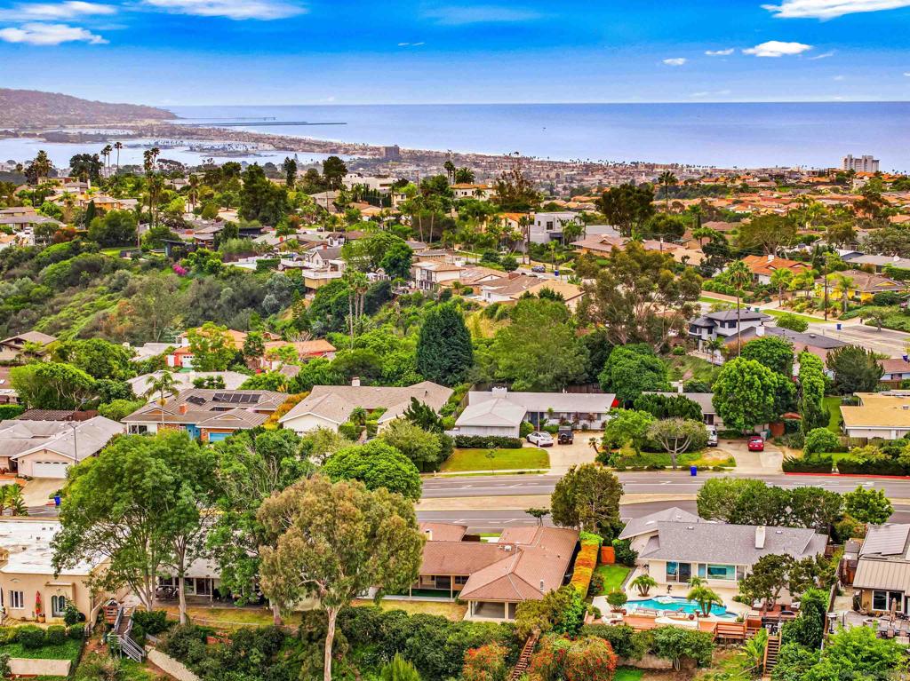 5877 Soledad Mountain Road