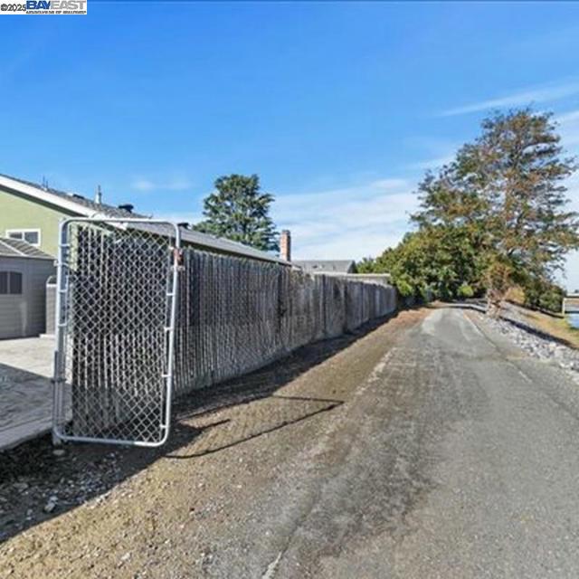 3184 Waugh Place, Fremont CA: https://media.crmls.org/mediaz/ed6dbdab-056f-4d43-8e2f-b648a4979cc3.jpg