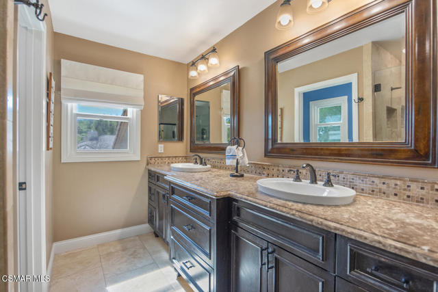 1732 Crooked Trail Place, Westlake Village CA: https://media.crmls.org/mediaz/ed6dda6f-5660-4a05-9959-3df9a93796b8.jpg