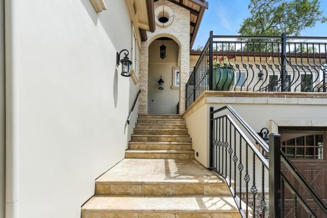 18702 Bear Creek Road, Los Gatos CA: https://media.crmls.org/mediaz/ed6e5b75-94c0-4430-89fc-89715be88f4a.jpg