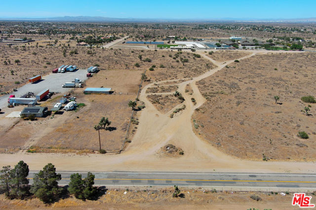 0 Yucca Terrace Drive, Phelan CA: https://media.crmls.org/mediaz/ed6f1195-b700-4a45-b6ec-ac4de1ddf37f.jpg
