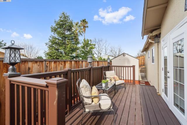 2682 Pickfair Ln, Livermore CA: https://media.crmls.org/mediaz/ed6f5472-3045-4807-96c5-021d2915dc37.jpg